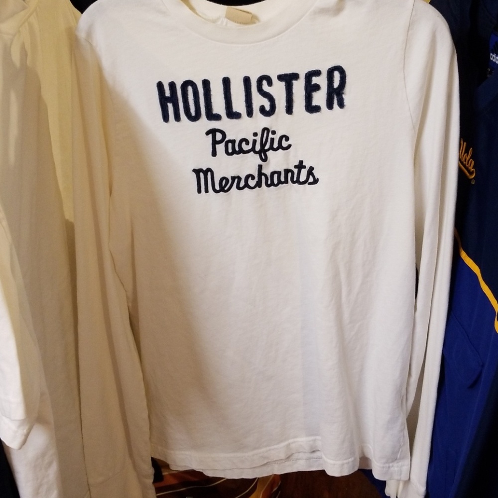 HOLLISTER LONG SLEEVE T